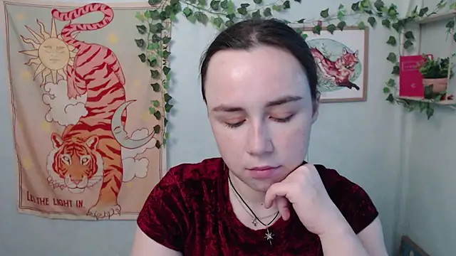 VeryVeryVeryShy  online show from 06.25.26