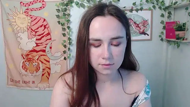 VeryVeryVeryShy  online show from 07.07.26