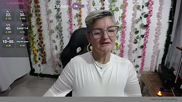 bety-cum2 online show from 12.04.24