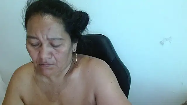 katia mature online show from 01.22.25
