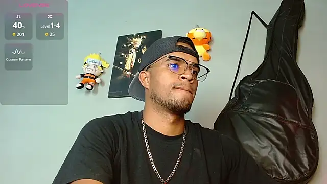 Bigcock 21cm  online show from 10.28.25