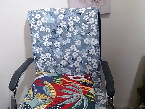 Skinny regie99xxx online show from 04.06.26