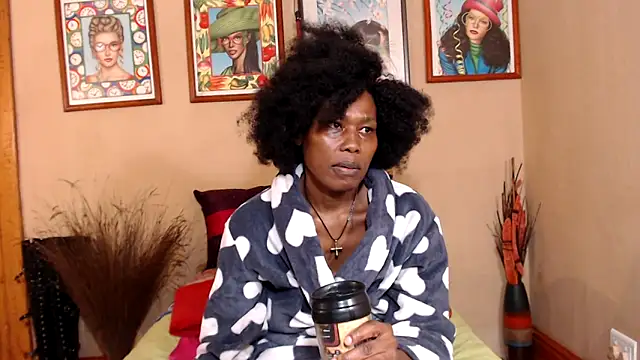 ebonyassbest4u online show from 02.19.25