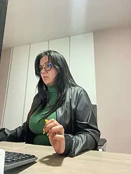 SWEETLILY18 online show from 12.12.24