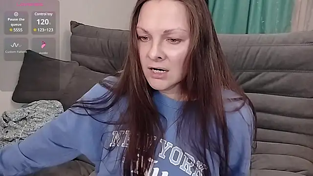 Snapshot of Marla_Singerrr chatting on 03.05.25 Marla Singerrr online show from 03.05.25