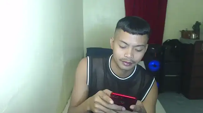 Snapshot of Asianboybig1_Daniel chatting on 02.25.25 Asianboybig1 Daniel online show from 02.25.25