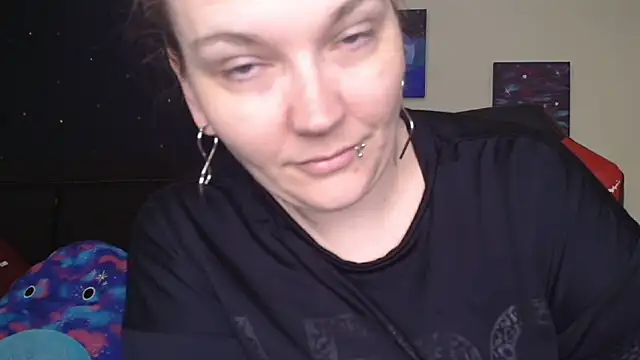 ToxicLilly online show from 11.02.25