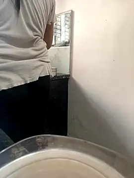 Zoya Varma004 online show from 09.16.25