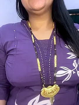 Zoya Varma004 online show from 10.15.25