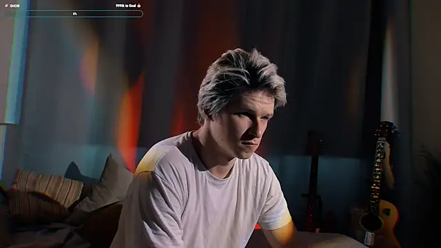 Breston Sweet online show from 10.04.25