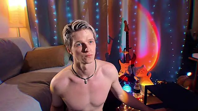 Breston Sweet online show from 12.20.25