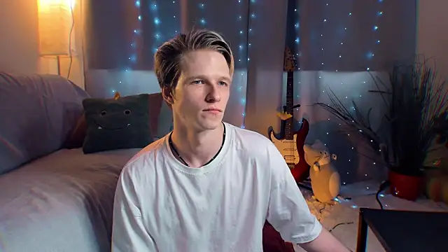 Breston Sweet online show from 04.15.26