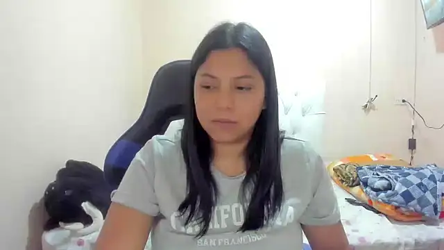 Leylafourniert online show from 12.21.24