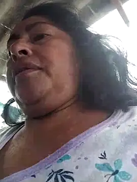 Snapshot of Keyla01_ chatting on 10.11.25 Keyla01 online show from 10.11.25