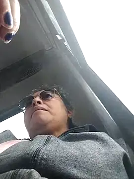 Snapshot of Keyla01_ chatting on 10.14.25 Keyla01 online show from 10.14.25