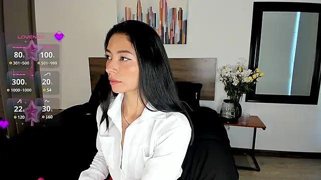 Snapshot of Ginebraa_Saenz chatting on 01.23.25 Ginebraa Saenz online show from 01.23.25