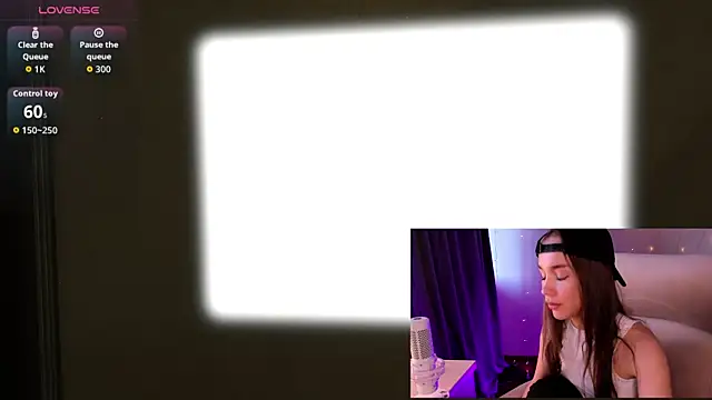 Snapshot of AliceOrlova chatting on 03.20.26 AliceOrlova online show from 03.20.26