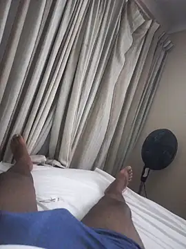 Snapshot of jonjob44 chatting on 11.14.25 jonjob44 online show from 11.14.25