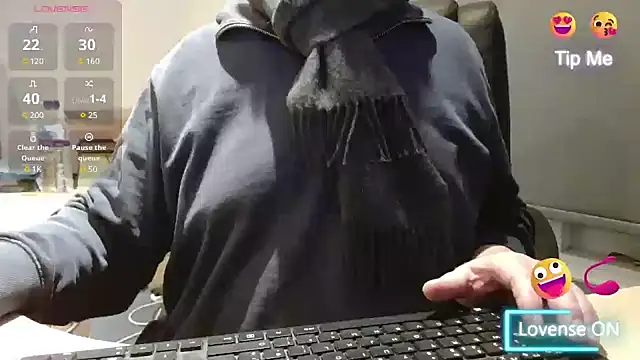 Snapshot of bigbadjon69 chatting on 01.17.25 bigbadjon69 online show from 01.17.25