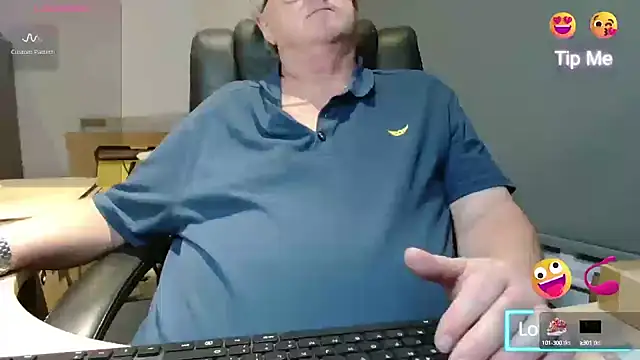 Snapshot of bigbadjon69 chatting on 02.12.25 bigbadjon69 online show from 02.12.25