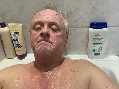 Snapshot of bigbadjon69 chatting on 02.17.25 bigbadjon69 online show from 02.17.25