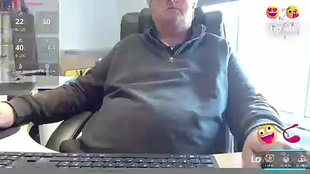 Snapshot of bigbadjon69 chatting on 10.23.25 bigbadjon69 online show from 10.23.25