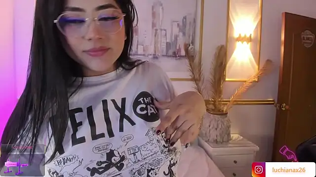 lucy26  online show from 01.18.25
