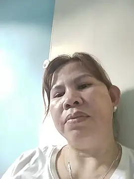 Snapshot of simplewild_mom chatting on 07.22.26 simplewild mom online show from 07.22.26