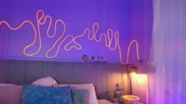 Sofly s online show from 04.06.26