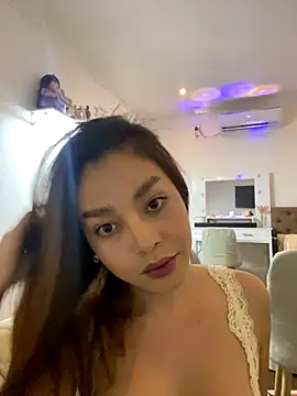 Snapshot of SexFucktoryLily chatting on 11.11.25 SexFucktoryLily online show from 11.11.25