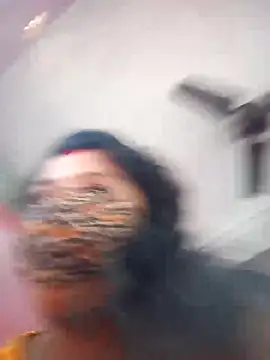 Snapshot of sweet_rasmalai chatting on 11.18.25 sweet rasmalai online show from 11.18.25