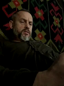 Snapshot of GHsveter chatting on 10.26.25 GHsveter online show from 10.26.25