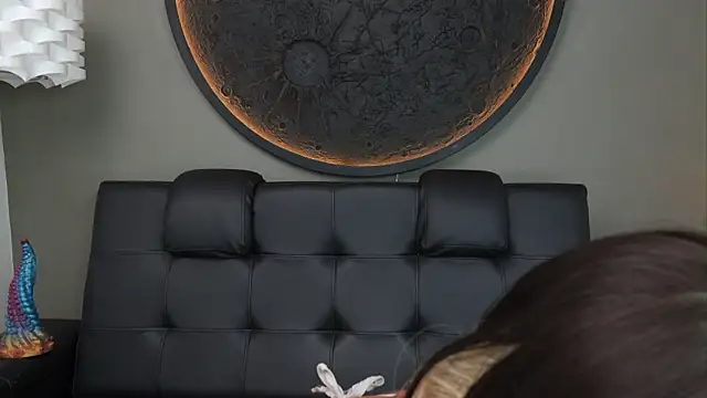 Snapshot of miss_vaiolette chatting on 11.03.25 miss vaiolette online show from 11.03.25