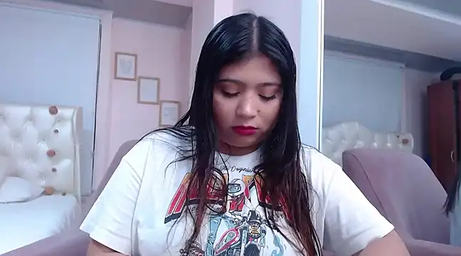 annylouis online show from 12.10.24