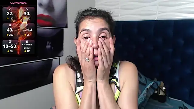 Eva-Williams online show from 03.10.25