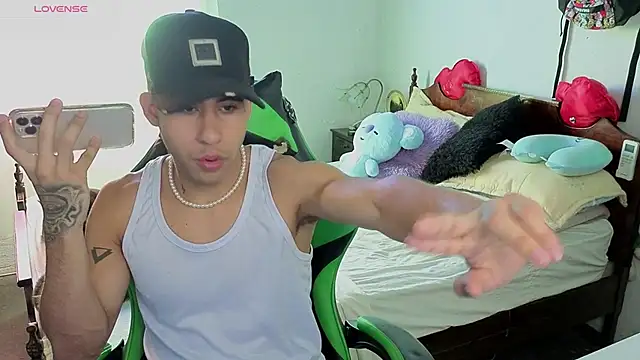 Snapshot of Daiki_Jack chatting on 10.03.25 Daiki Jack online show from 10.03.25