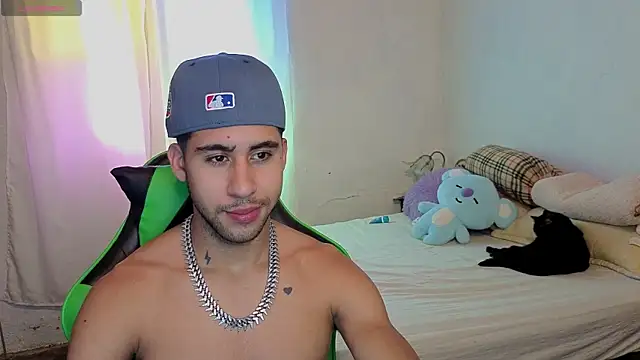 Snapshot of Daiki_Jack chatting on 10.08.25 Daiki Jack online show from 10.08.25