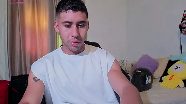 Snapshot of Daiki_Jack chatting on 10.18.25 Daiki Jack online show from 10.18.25