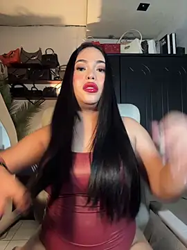 BigDominaMia online show from 12.23.25