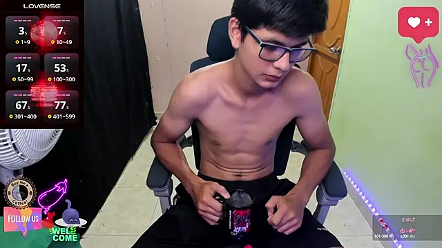 Snapshot of GoldenProject chatting on 10.18.25 GoldenProject online show from 10.18.25