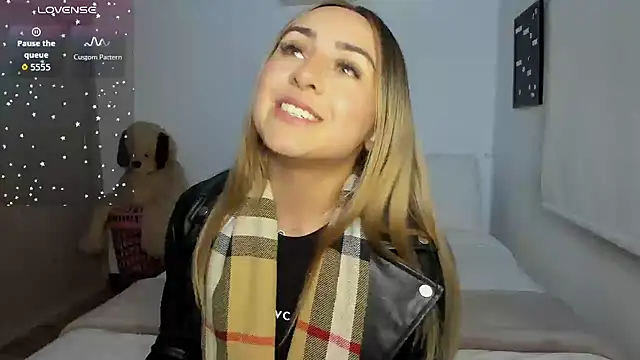 sophi mooreno online show from 10.17.25