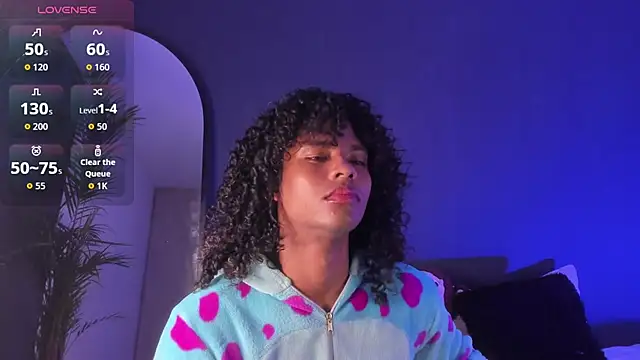 Snapshot of Lucas_eevans chatting on 10.06.25 Lucas eevans online show from 10.06.25