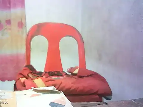 Snapshot of wet_babexxx chatting on 09.28.25 wet babexxx online show from 09.28.25