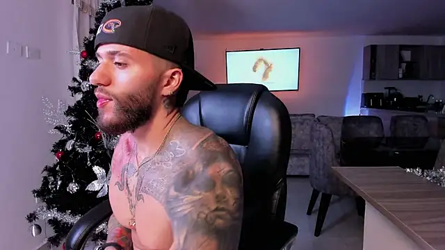 Frank Farrell online show from 12.17.24