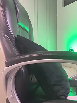 Frank Farrell online show from 11.10.25