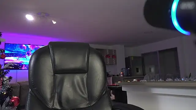 Frank Farrell online show from 12.18.25