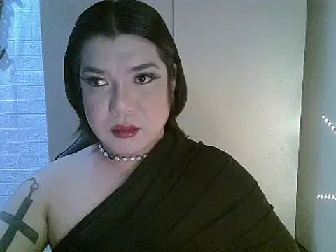 StrawberryWine07 online show from 02.05.25