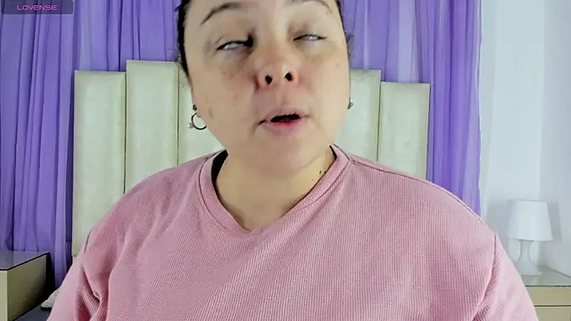 mollieblue69 online show from 12.26.24