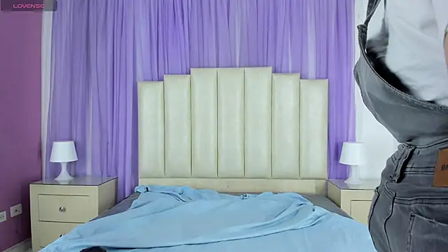 mollieblue69 online show from 12.28.24