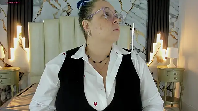 mollieblue69 online show from 10.04.25